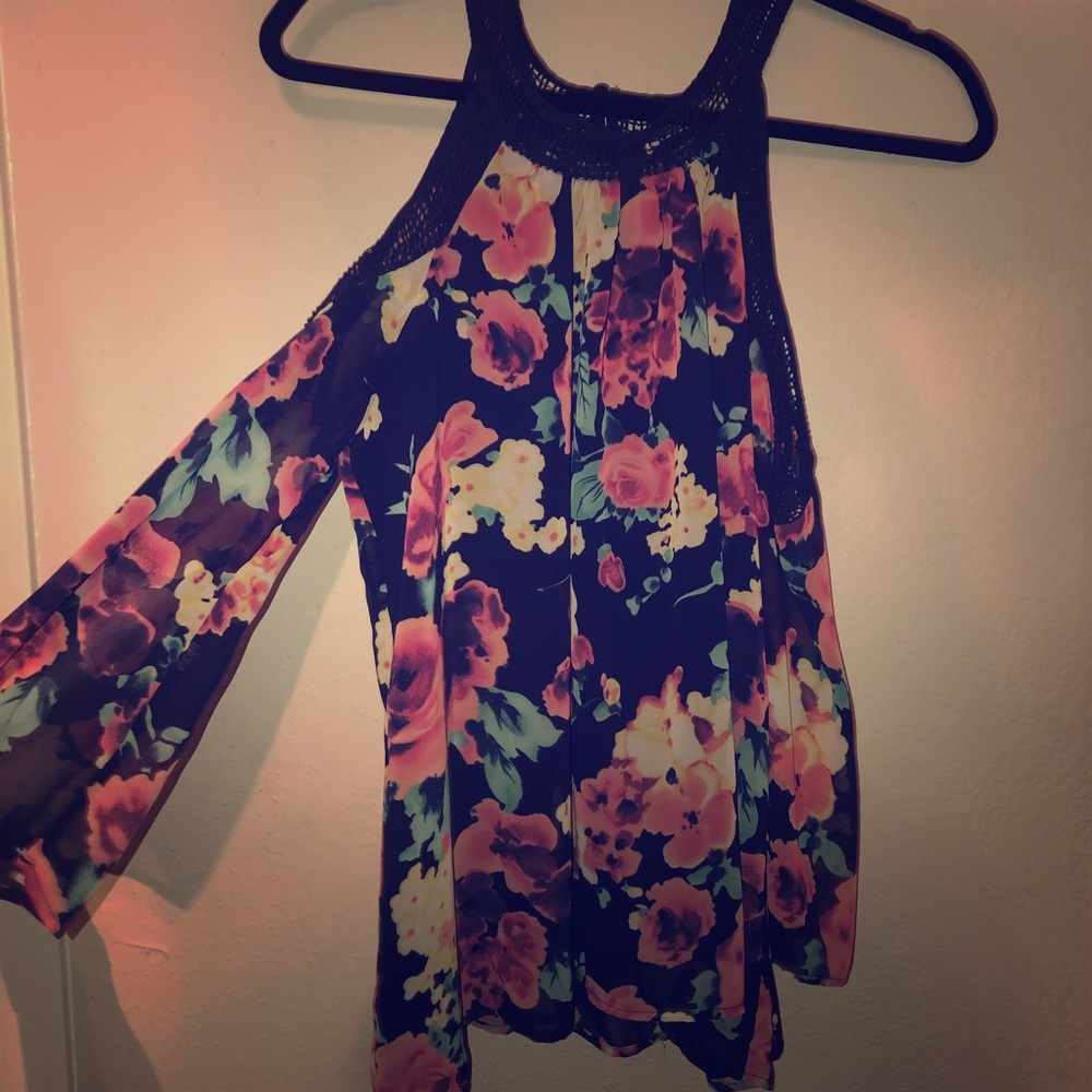 Floral cold shoulder top